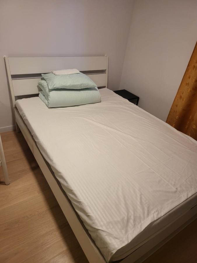 Rooms4Rest Wiertnicza - Private Rooms For Tourists - Atr Consulting Sp, Z O,O, Варшава Экстерьер фото