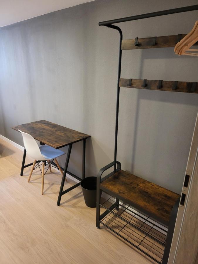 Rooms4Rest Wiertnicza - Private Rooms For Tourists - Atr Consulting Sp, Z O,O, Варшава Экстерьер фото